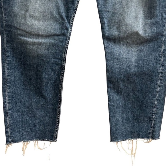 Gap women’s Slim Mid Rise Jeans Size 33 Size 16 Blue Dark Wash Frayed Hem - Picture 4 of 8